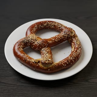 Jumbo Pretzel